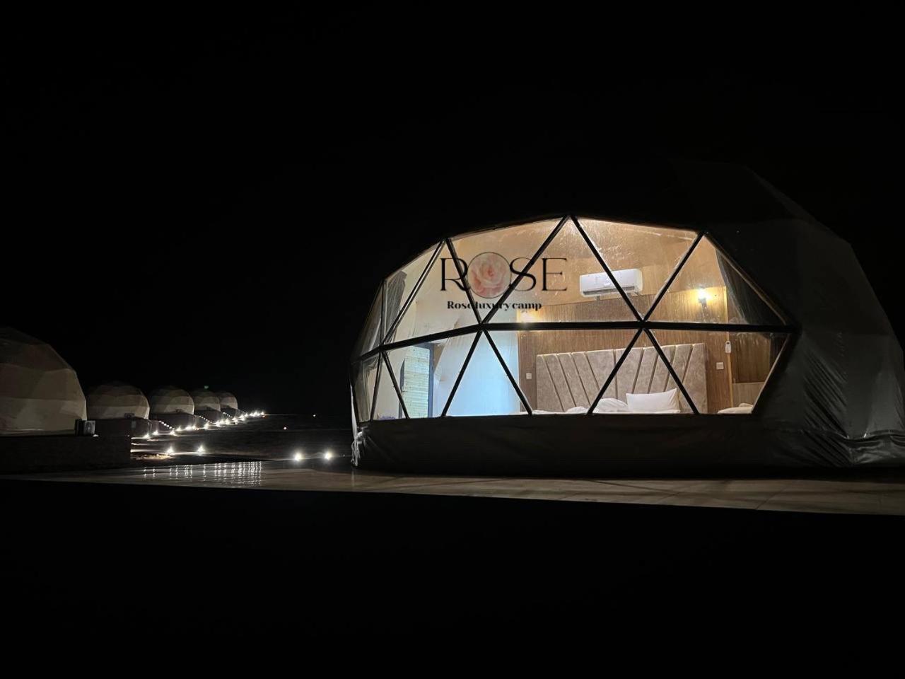 Wadi Rose Luxury Camp Luxury tent 5*