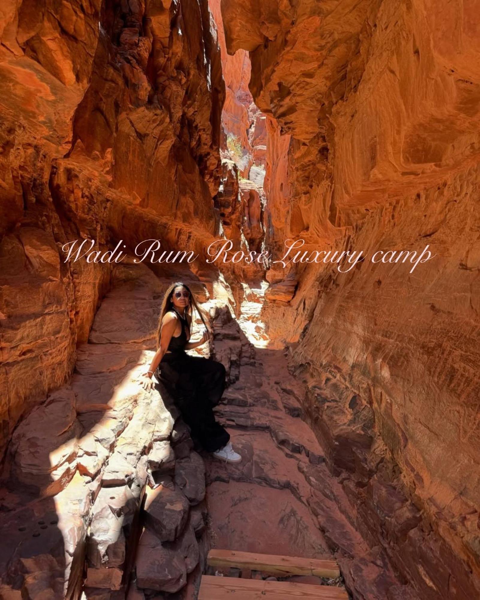 Wadi Rose Luxury Camp 5*