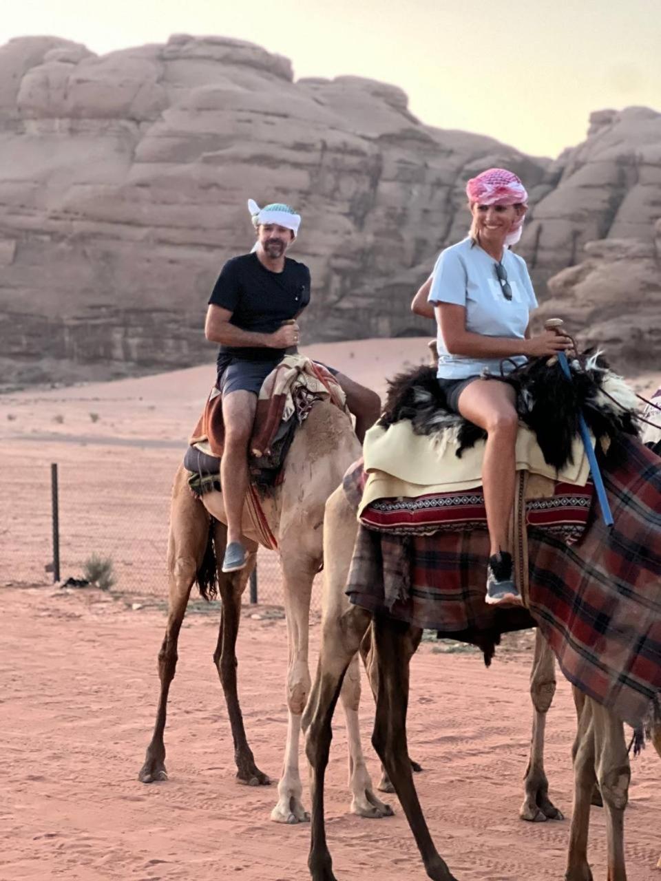 Wadi Rose Luxury Camp Tente de luxe